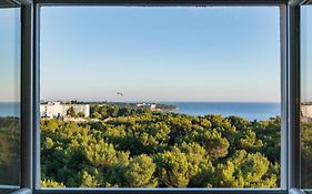 Top Floor Modern Apartment With Incredible Views
